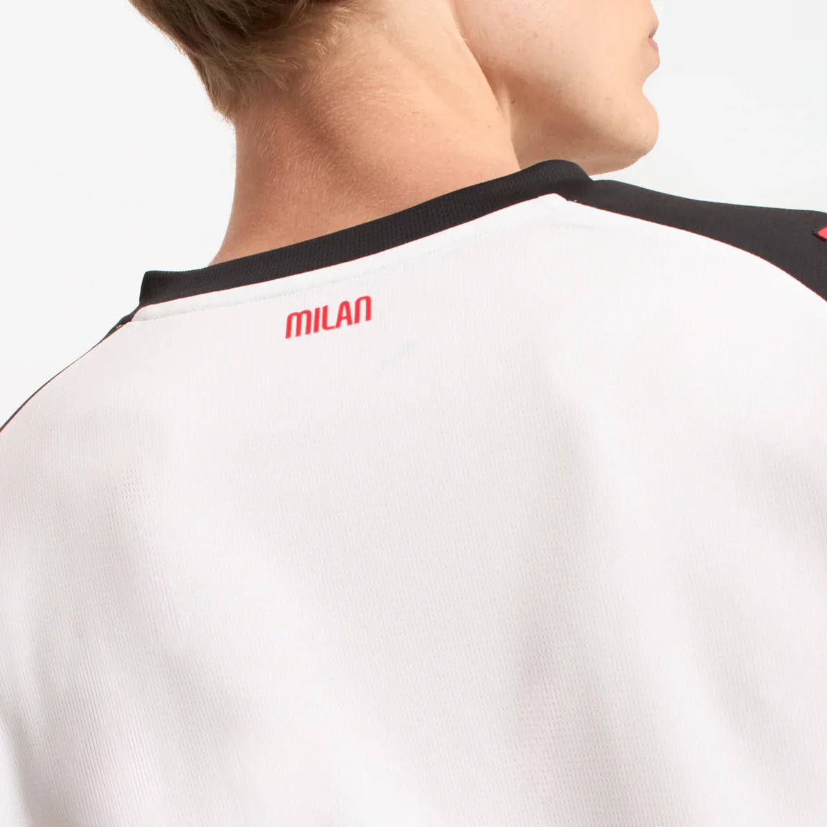Camiseta de visitante del AC Milan 25/26 - Manga larga