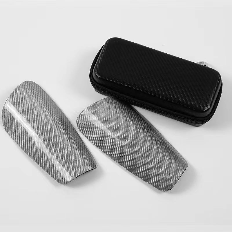 Kids' Ultra-Lightweight Carbon Fiber Shin Guards for Football