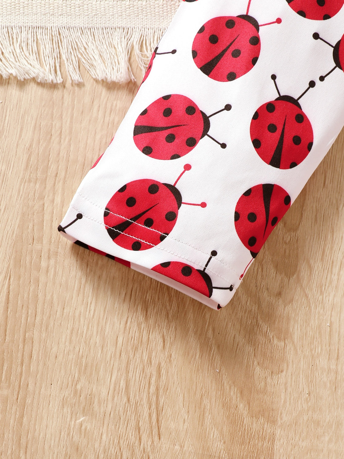 Kids' Cartoon Graphic Top and Pants Matching Outfit