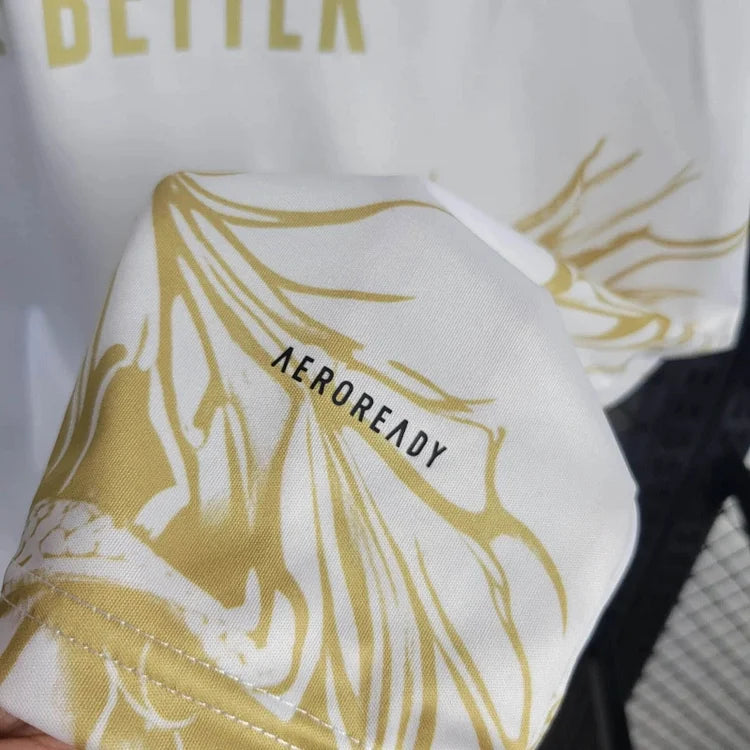 2024-2025 Real Madrid Draak Speciale Editie Shirt - Wit Goud