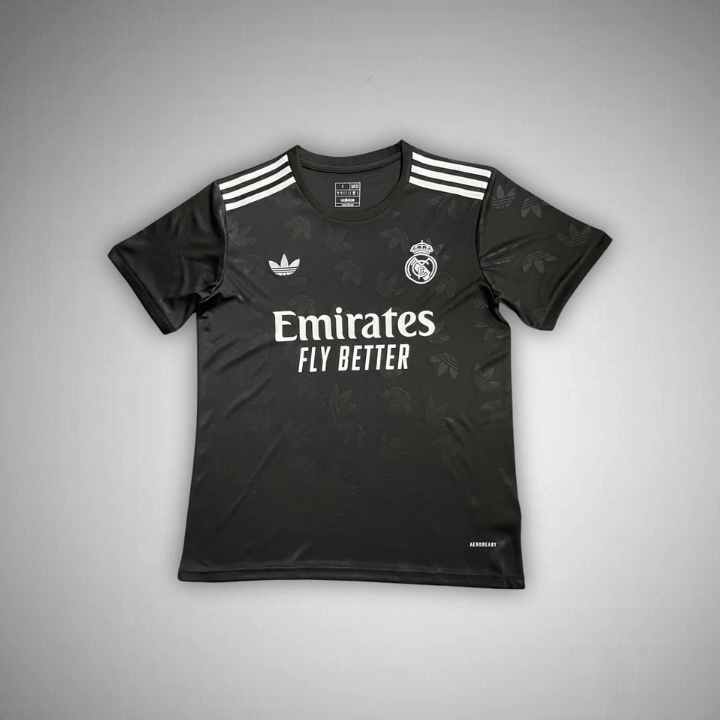 2025 Real Madrid voetbalshirt - minimalistische editie