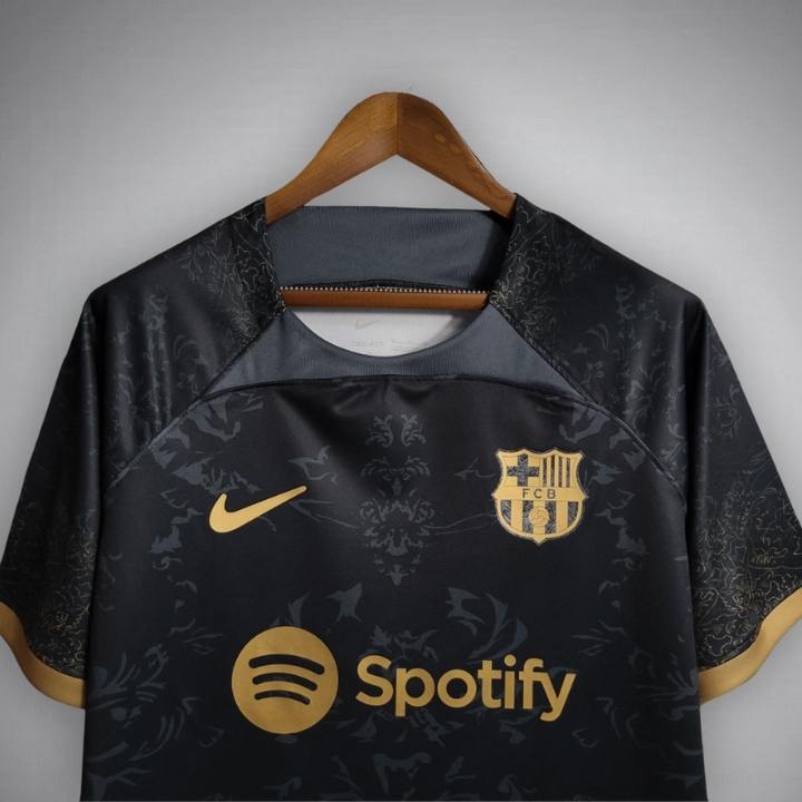 Maglia da calcio FC Barcelona 24-25 - Cavaliere d'Oro