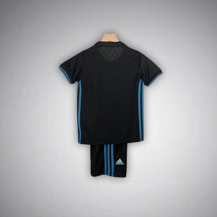 Maglia da calcio per bambini Real Madrid 17/18 - Trasferta
