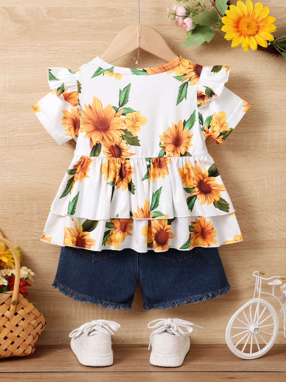 Kids' Sunflower Ruffled Short-Sleeve Top and Shorts Matching Set