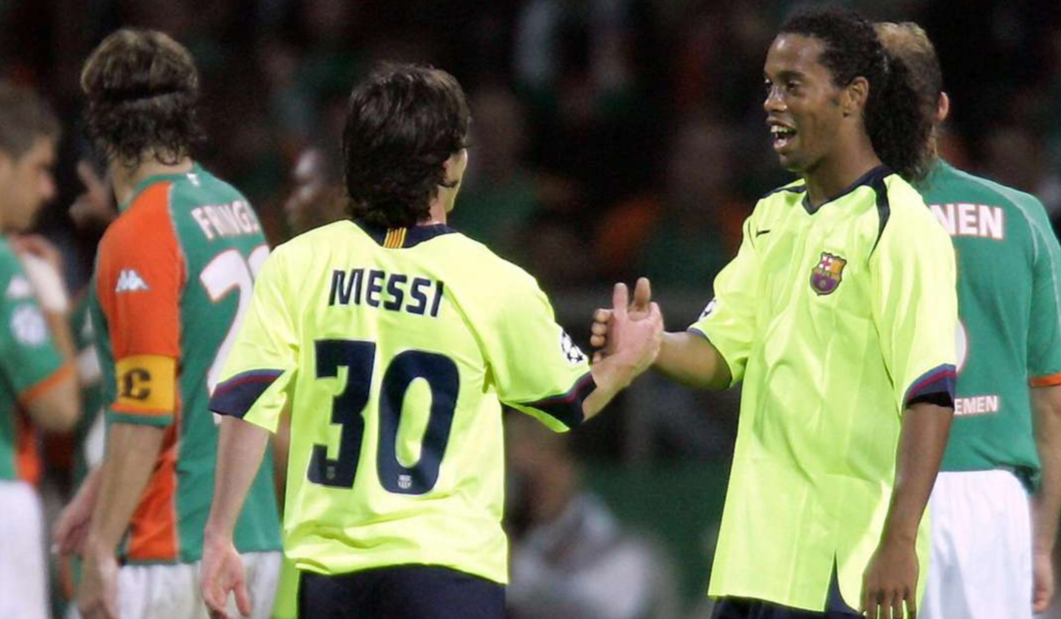 Maglia da calcio retrò fluorescente Away Barcellona 2005-2006