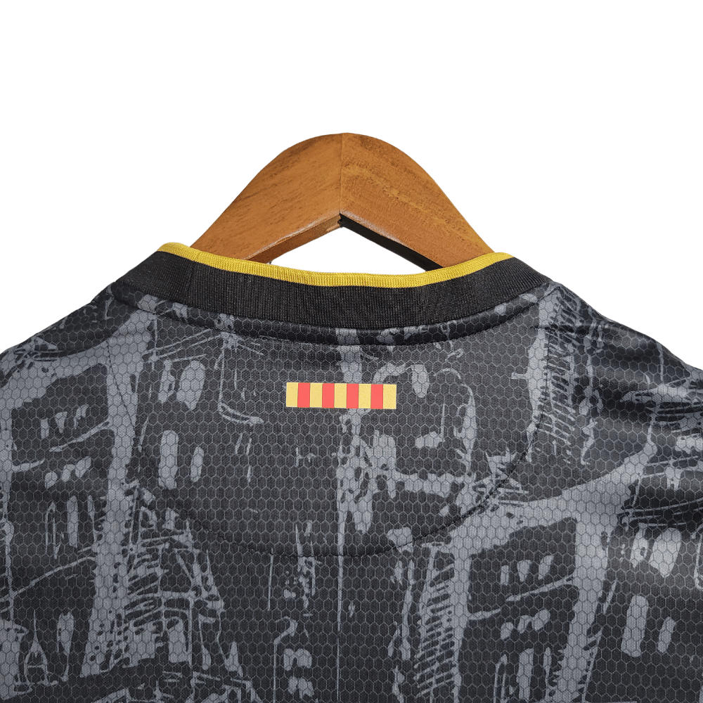 24-25 FC Barcelona voetbalshirt - stadsgezicht symfonie