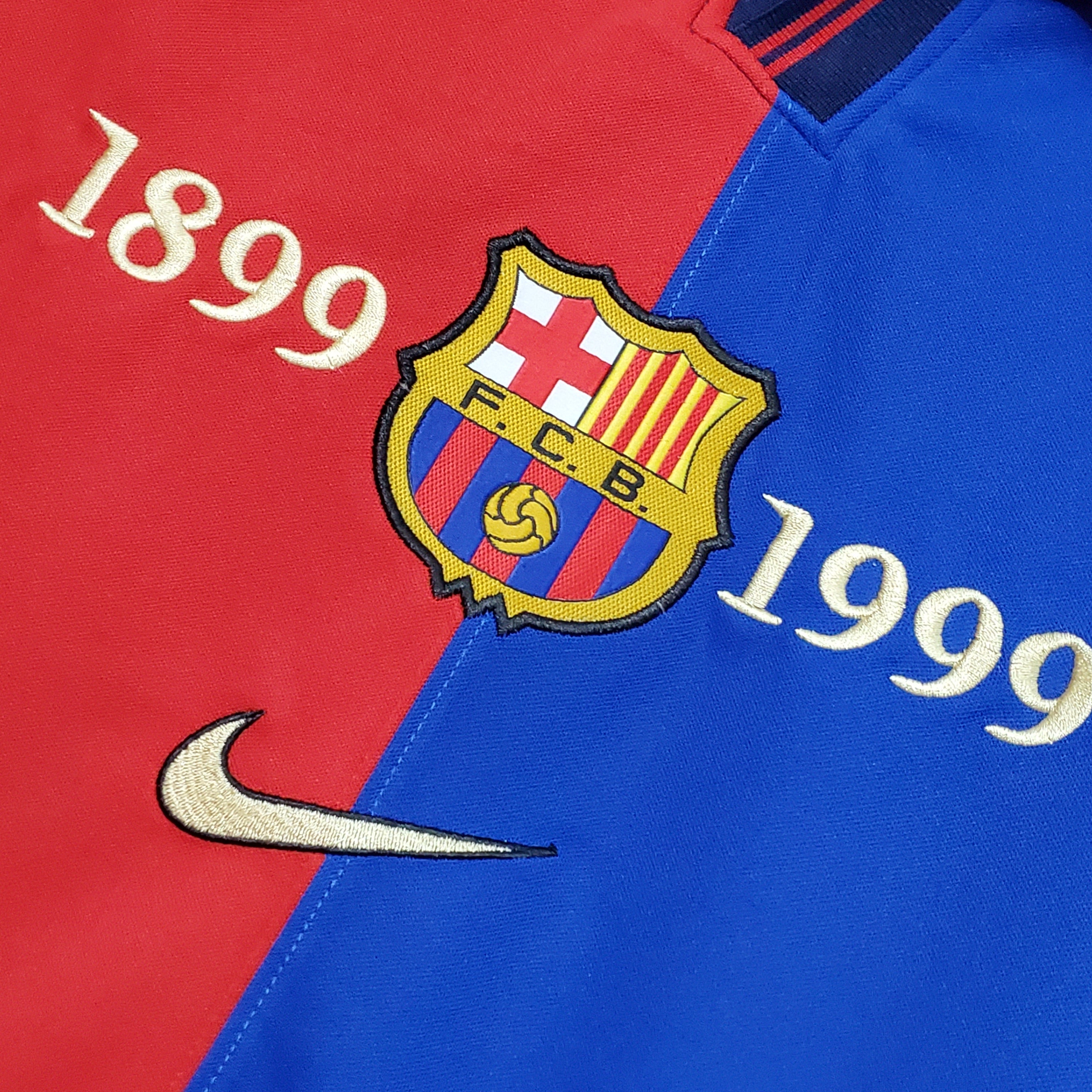 Camiseta de fútbol retro del Barcelona 100.º aniversario