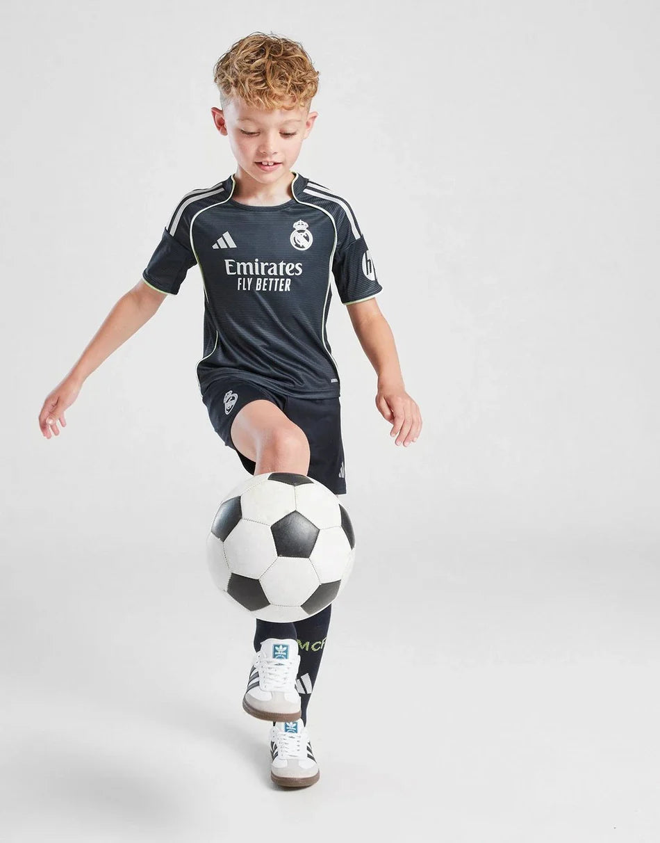 Camiseta de fútbol infantil de visitante del Real Madrid 25/26